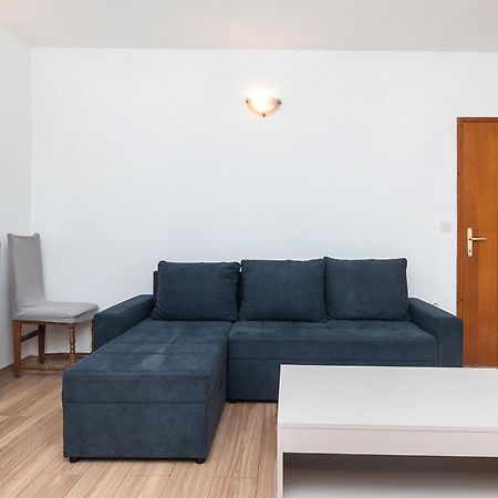 Apartment Ljuba Primošten Zewnętrze zdjęcie