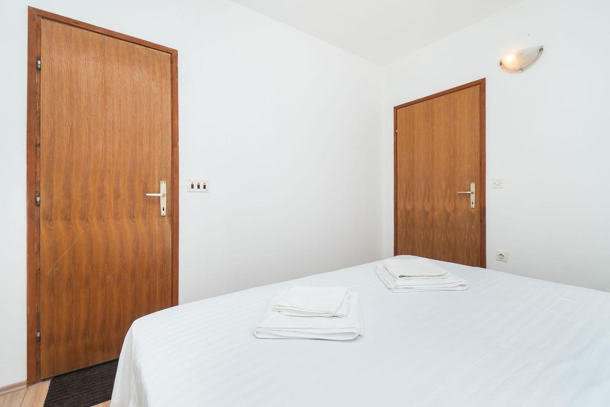 Apartment Ljuba Primošten Zewnętrze zdjęcie