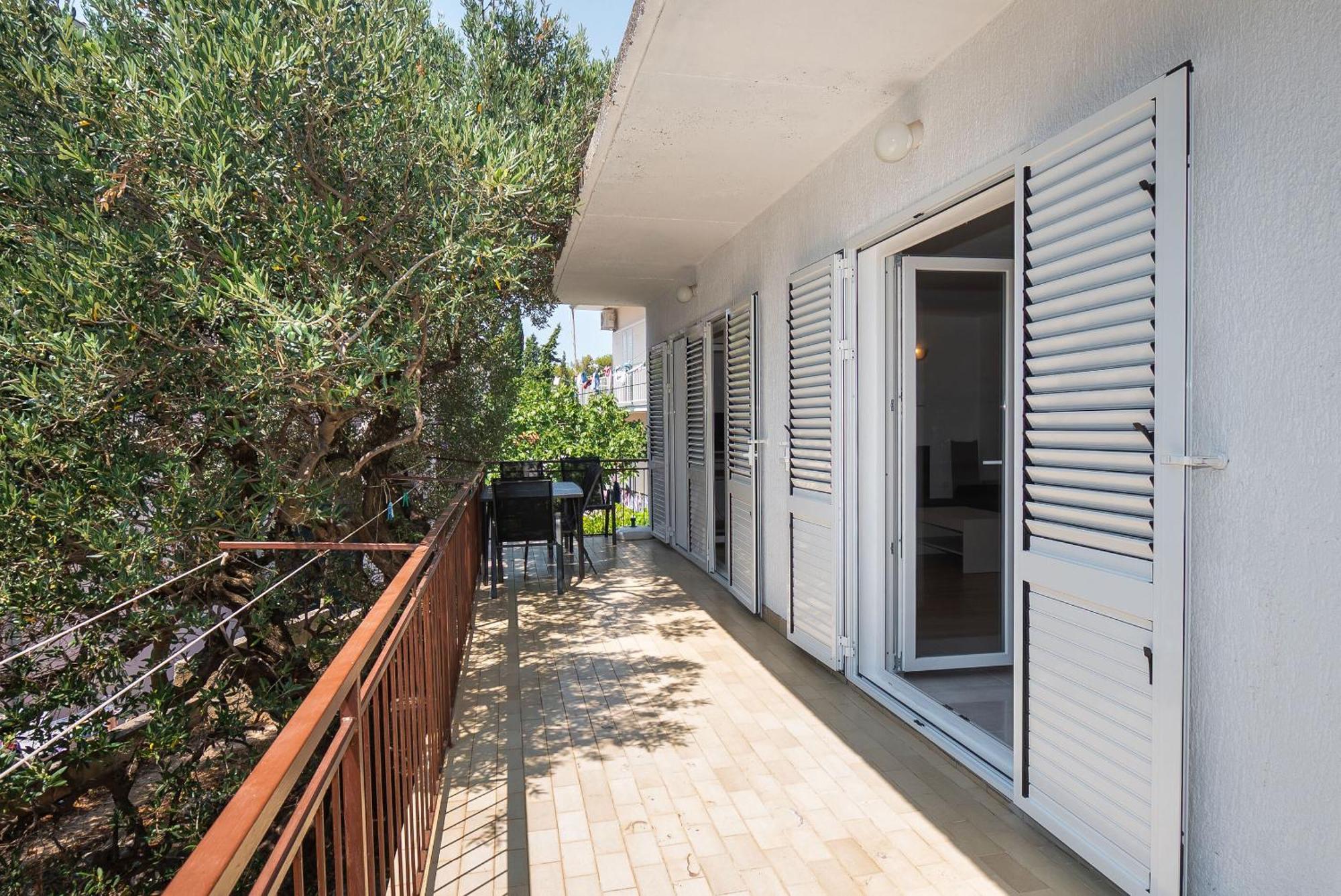 Apartment Ljuba Primošten Zewnętrze zdjęcie