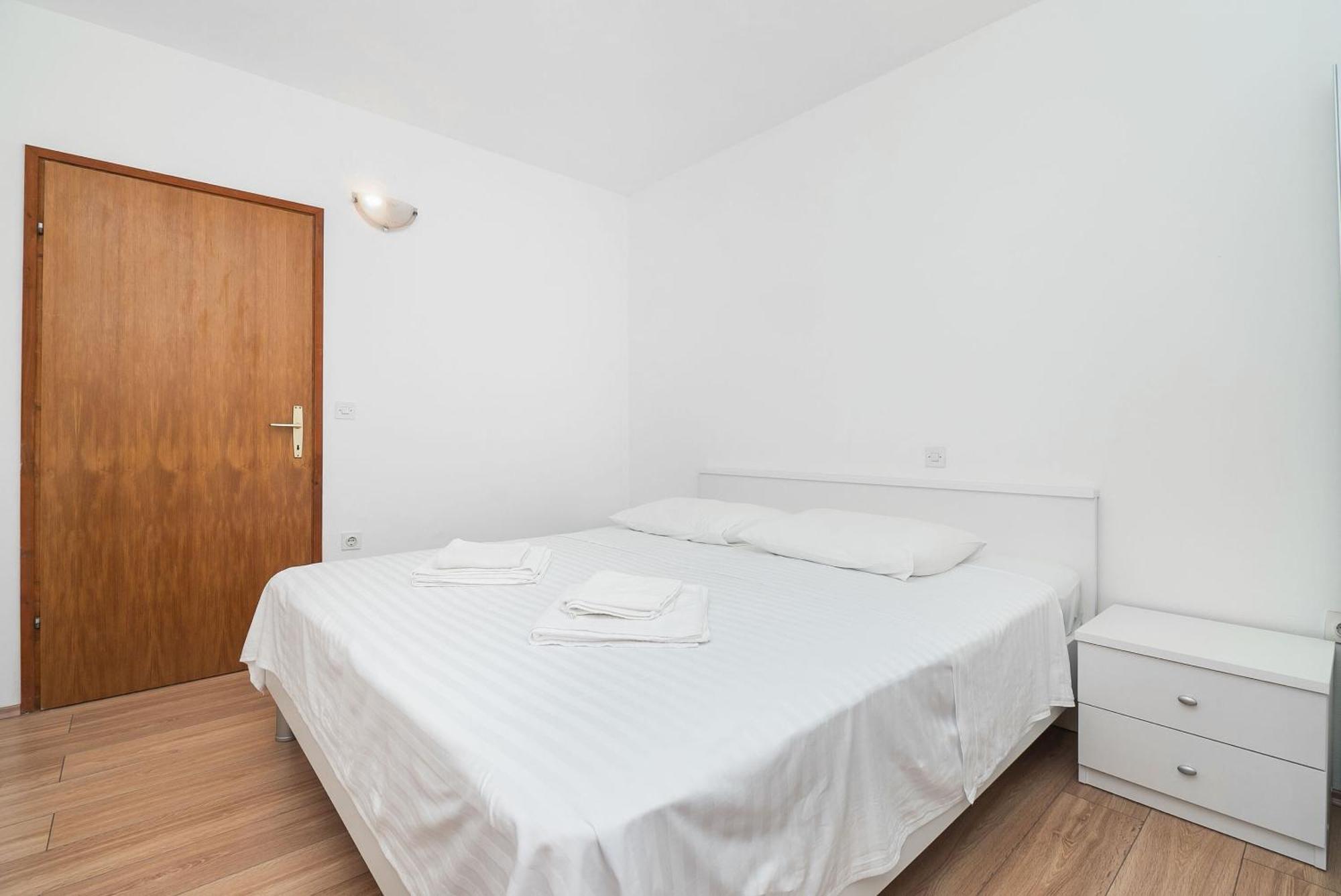 Apartment Ljuba Primošten Zewnętrze zdjęcie